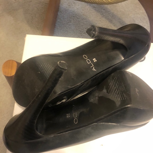 Shoes - Picture 3 of 3